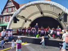 Musikzug Laurissa auf der Bühne